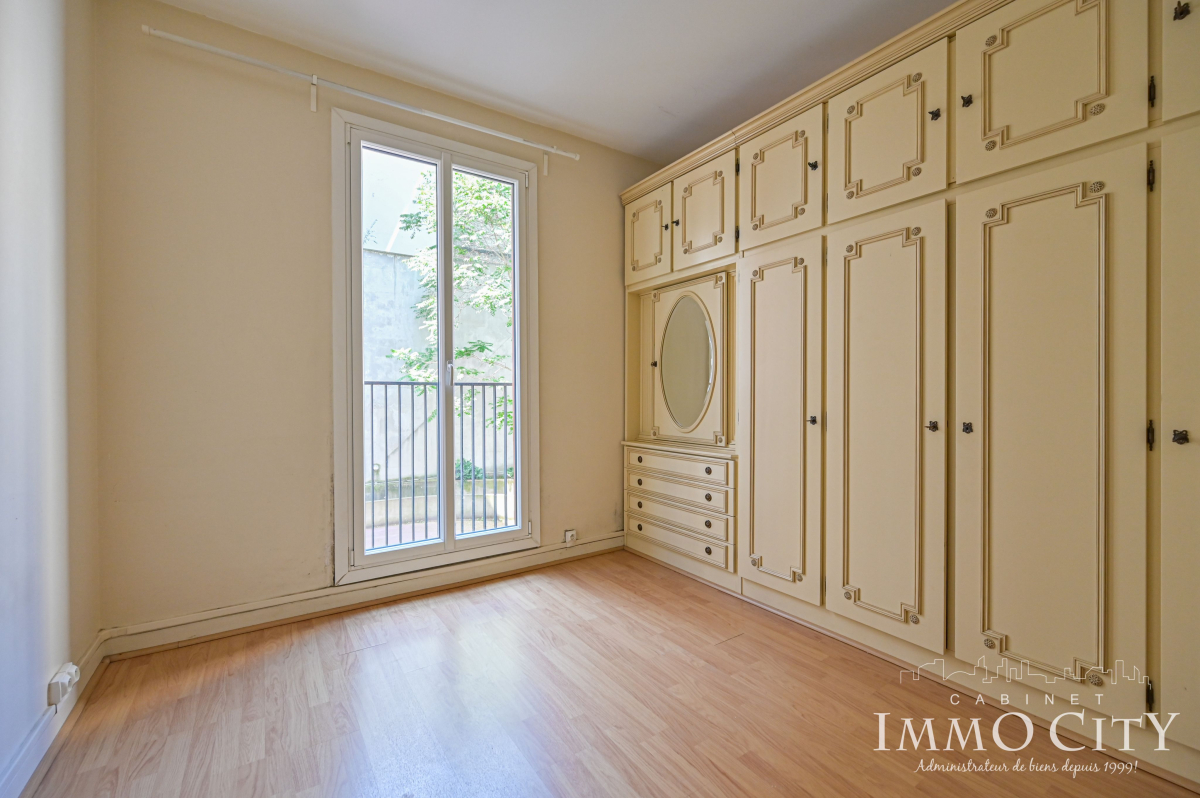 Vente Appartement  3 pièces - 73.5m² 75007 Paris