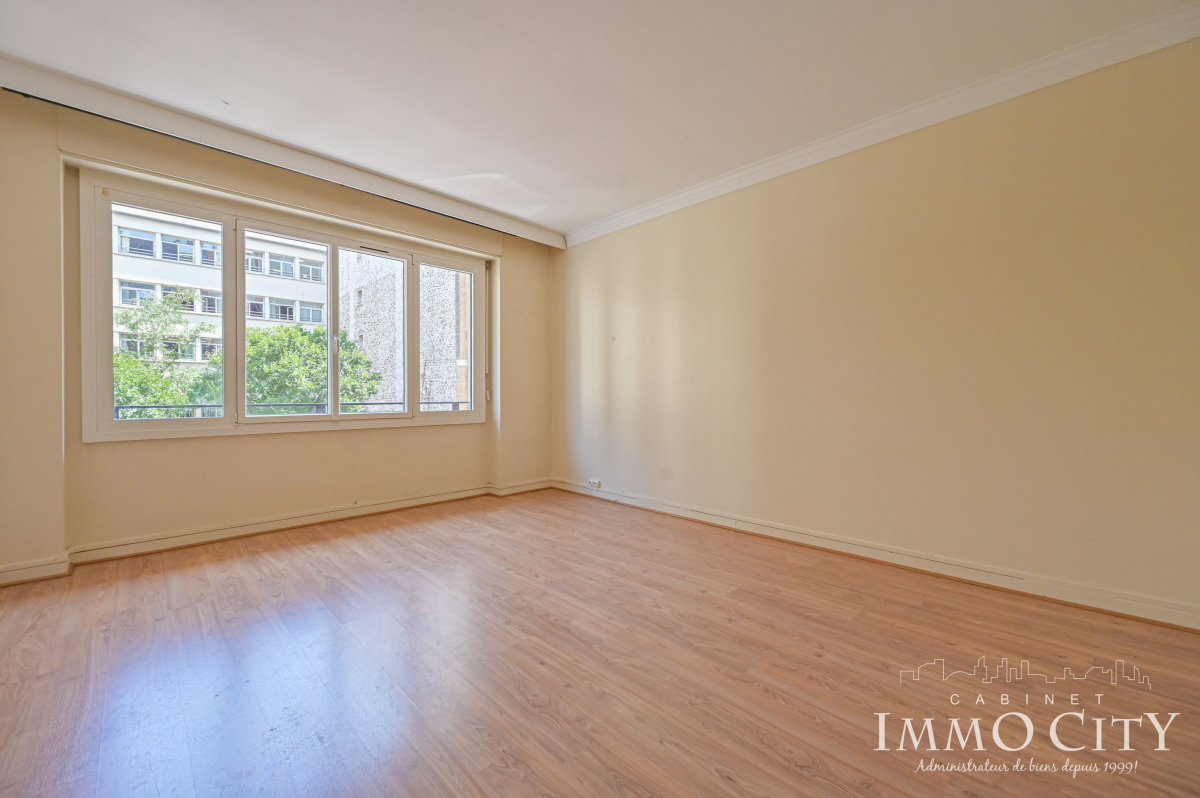 Vente Appartement  3 pièces - 73.5m² 75007 Paris