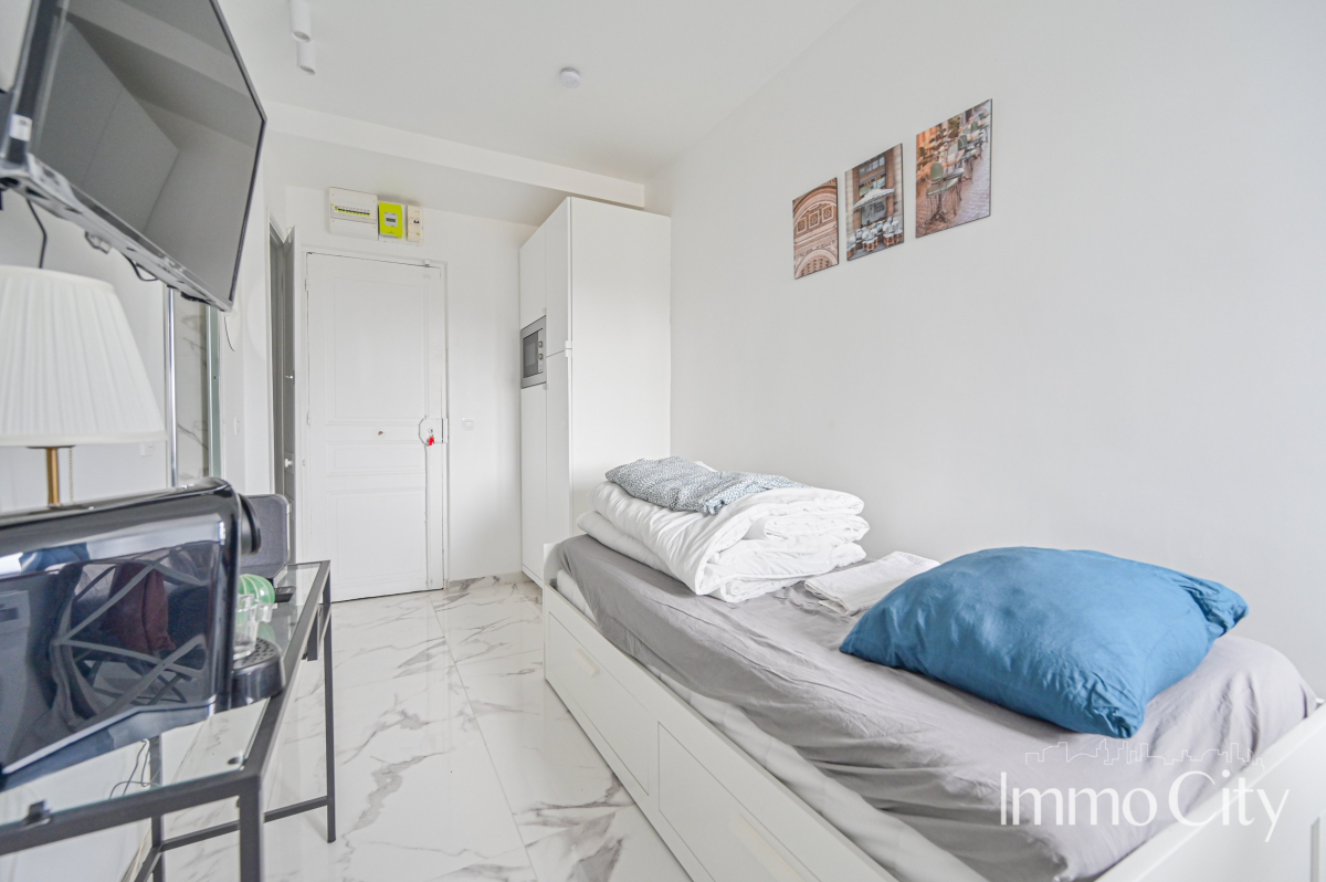 Location Appartement meublé 1 pièce (studio) - 13.07m² 92200 Neuilly-sur-seine