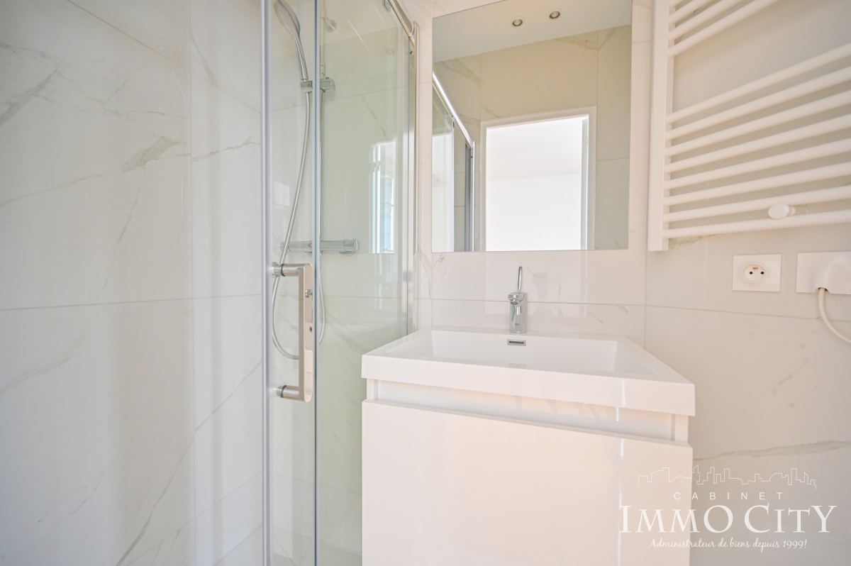 Location Appartement  1 pièce (studio) - 16.1m² 75016 Paris