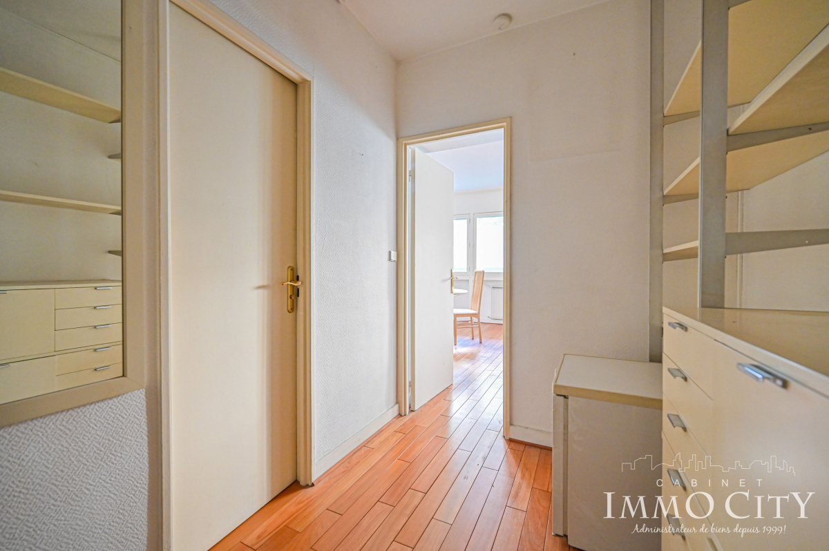 Location Appartement  1 pièce (studio) - 39.87m² 75015 Paris