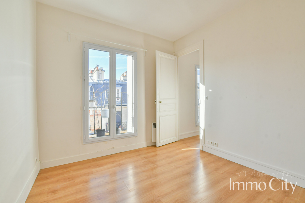 Location Appartement  2 pièces - 40.21m² 75014 Paris