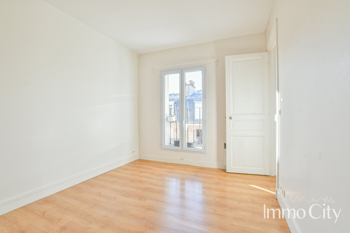 Location Appartement  2 pièces - 40.21m² 75014 Paris