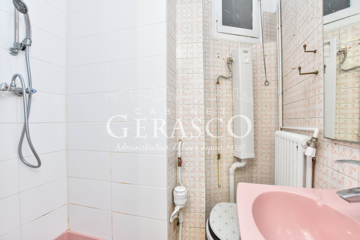 Location Appartement  2 pièces - 29.37m² 75015 Paris