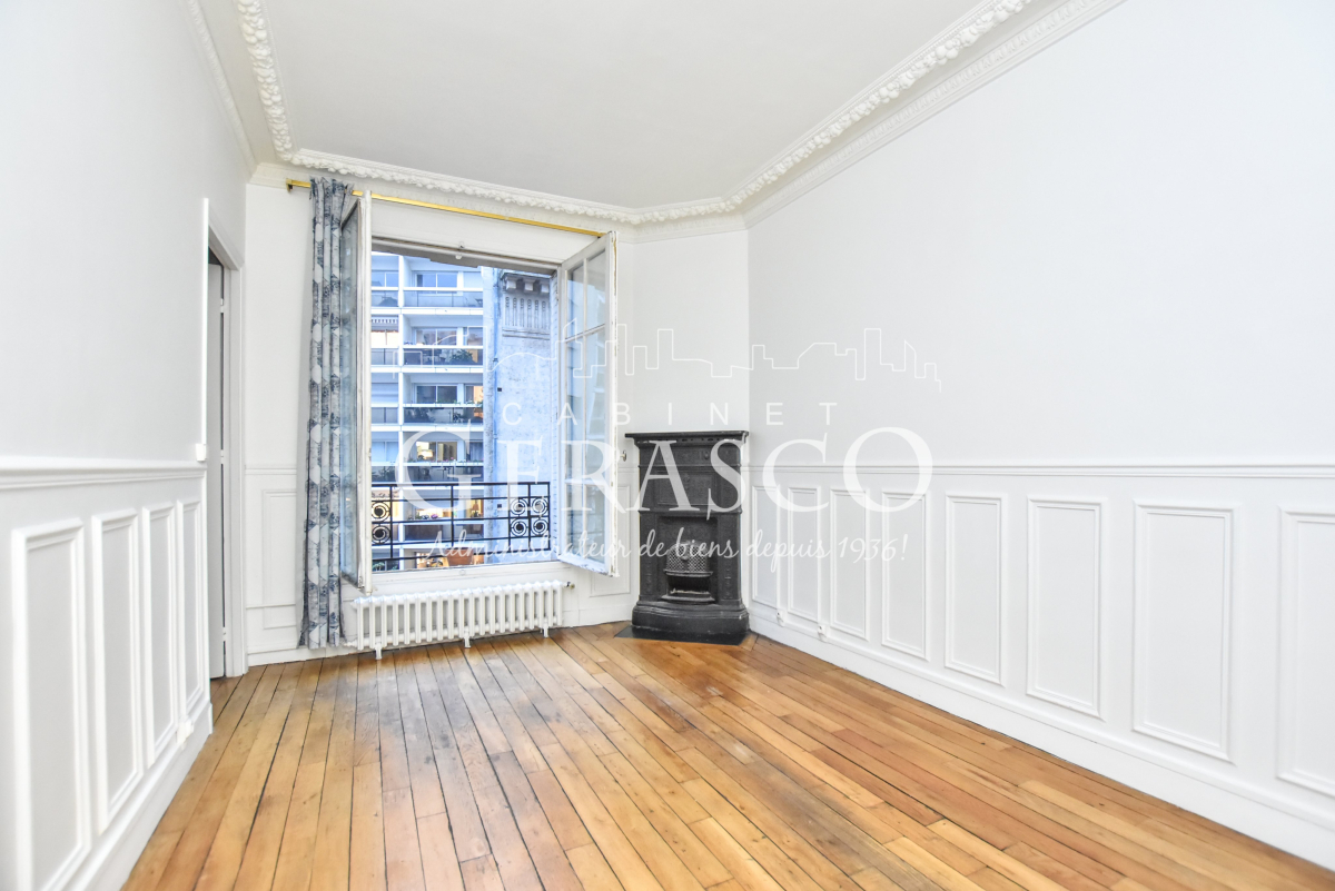 Location Appartement  2 pièces - 29.37m² 75015 Paris
