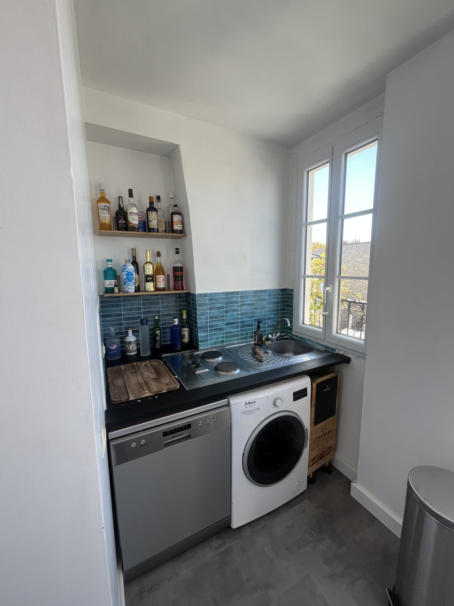 Location Appartement  2 pièces - 32.75m² 75015 Paris