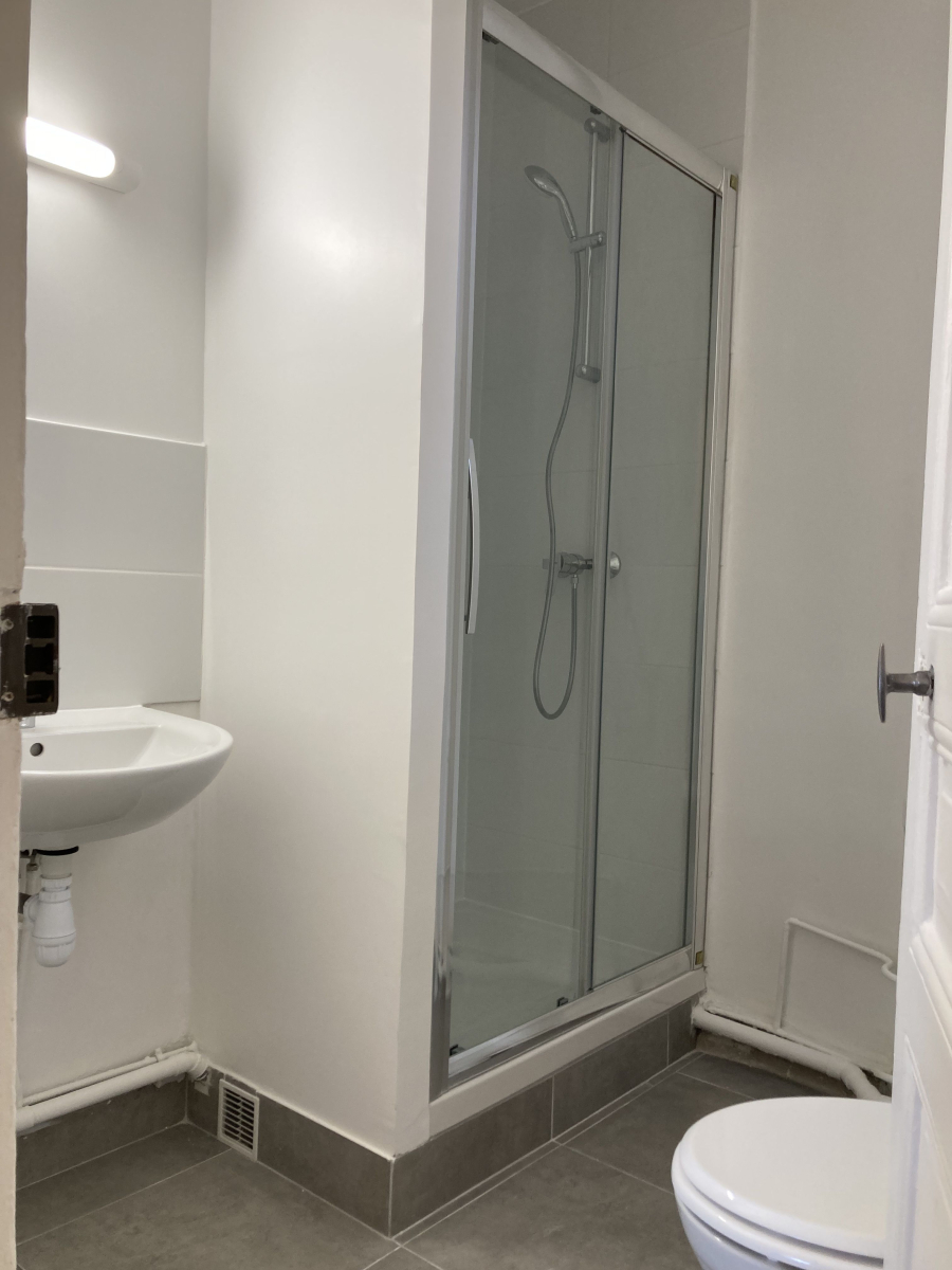 Location Appartement  2 pièces - 40.3m² 75015 Paris