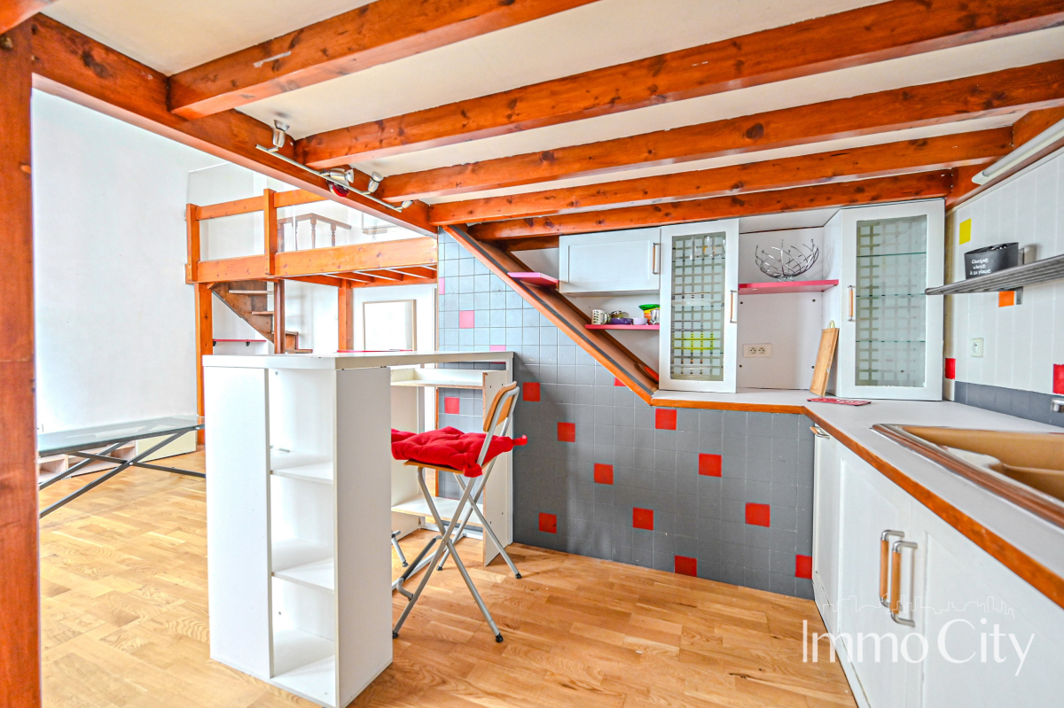 Location Appartement meublé 2 pièces - 48.08m² 75015 Paris