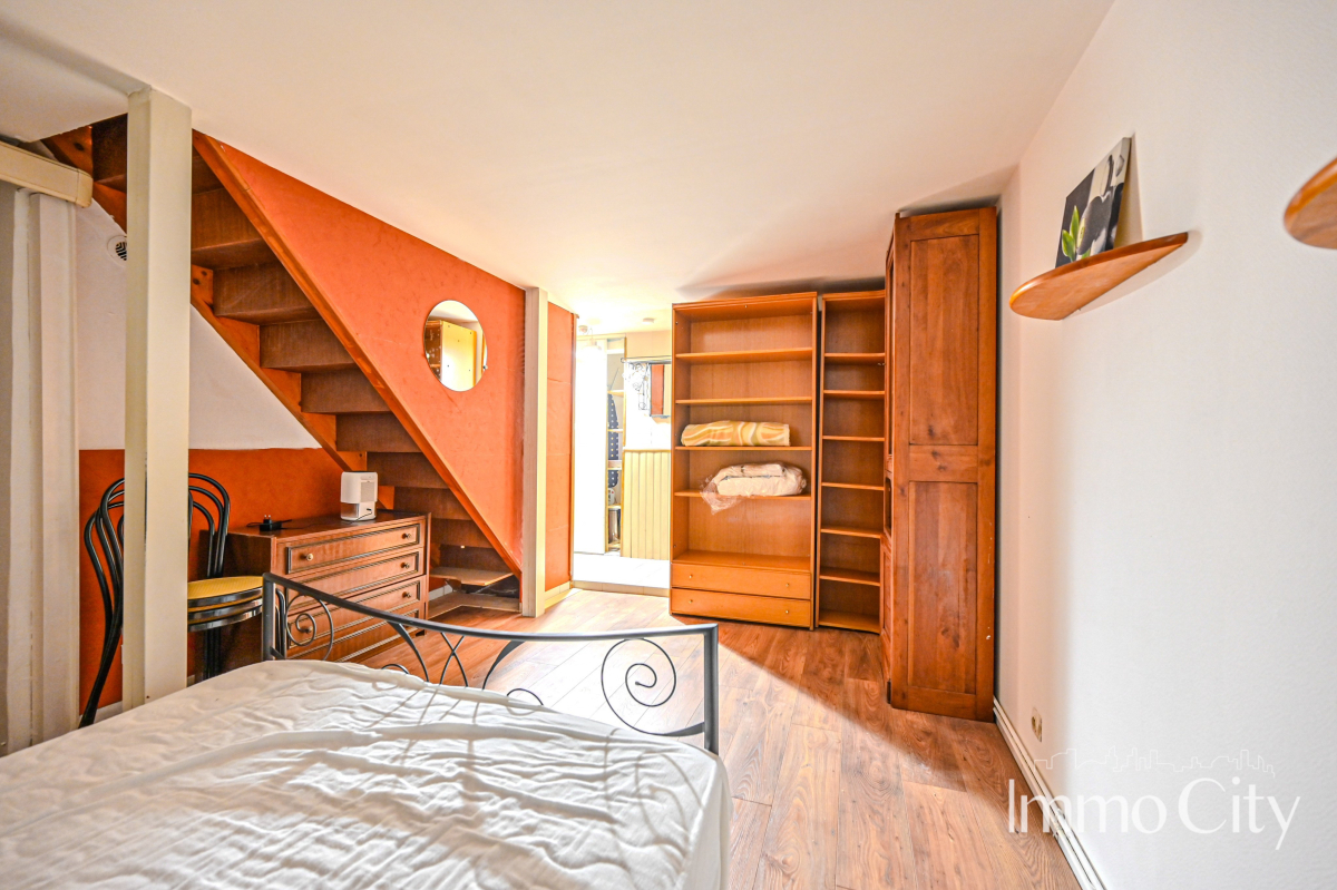 Location Appartement meublé 2 pièces - 48.08m² 75015 Paris