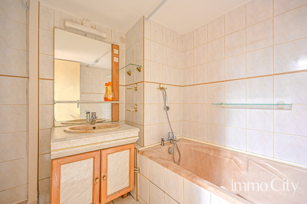 Location Appartement meublé 2 pièces - 48.08m² 75015 Paris