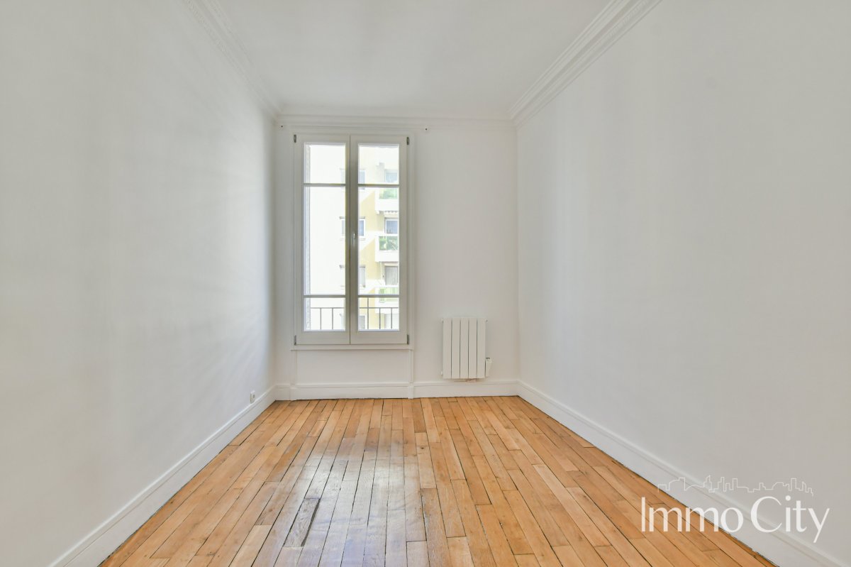 Location Appartement  3 pièces - 45.95m² 75012 Paris