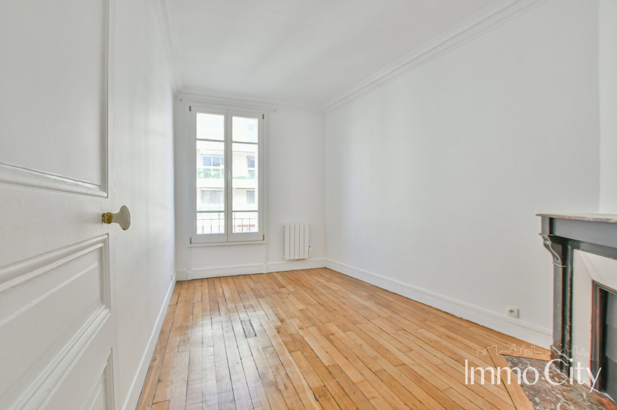 Location Appartement  3 pièces - 45.95m² 75012 Paris