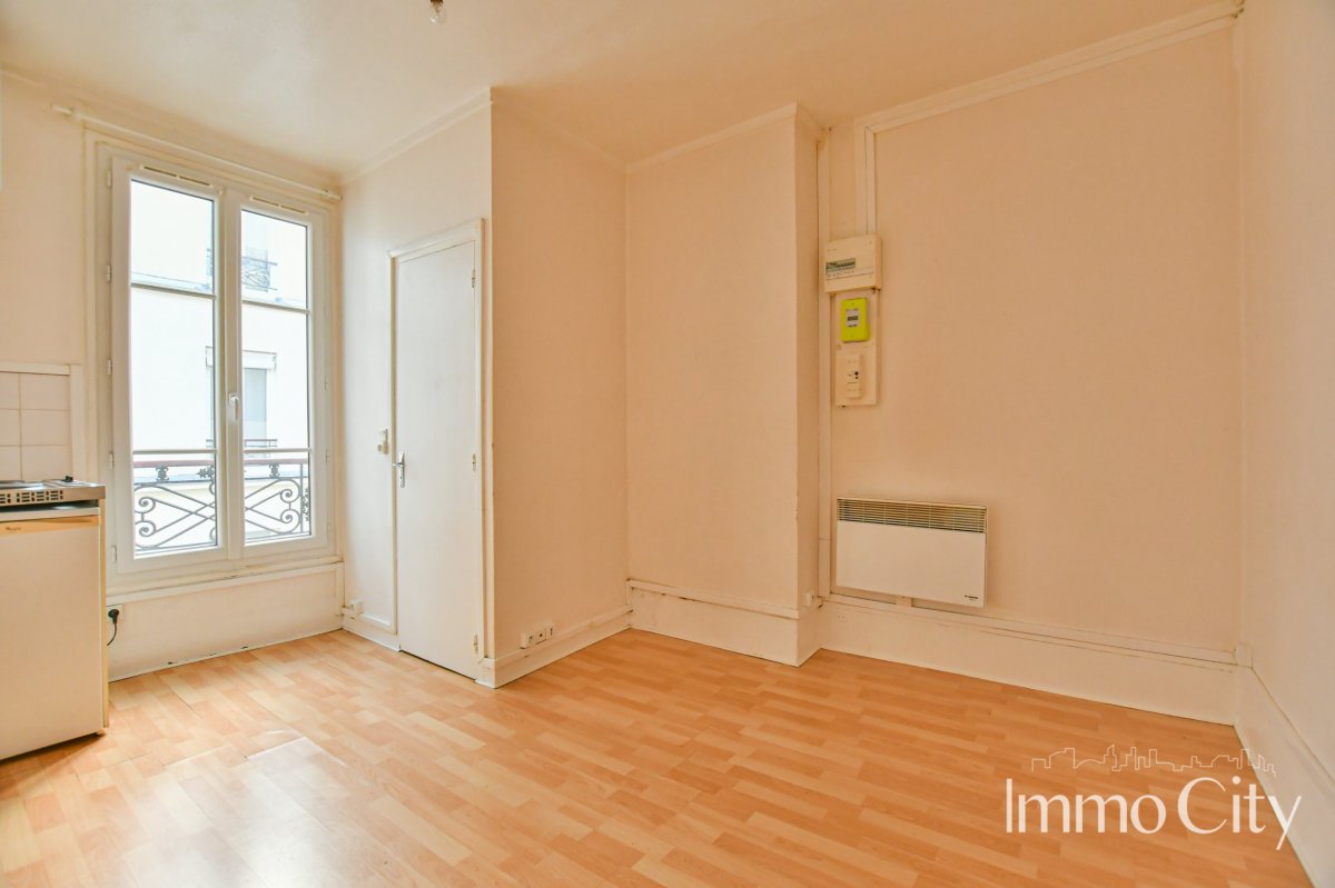 Location Appartement  1 pièce (studio) - 13m² 75007 Paris