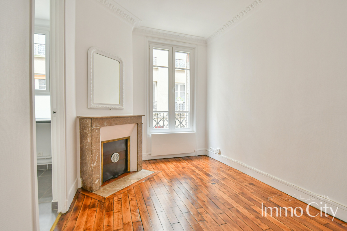 Location Appartement  3 pièces - 45.74m² 75012 Paris