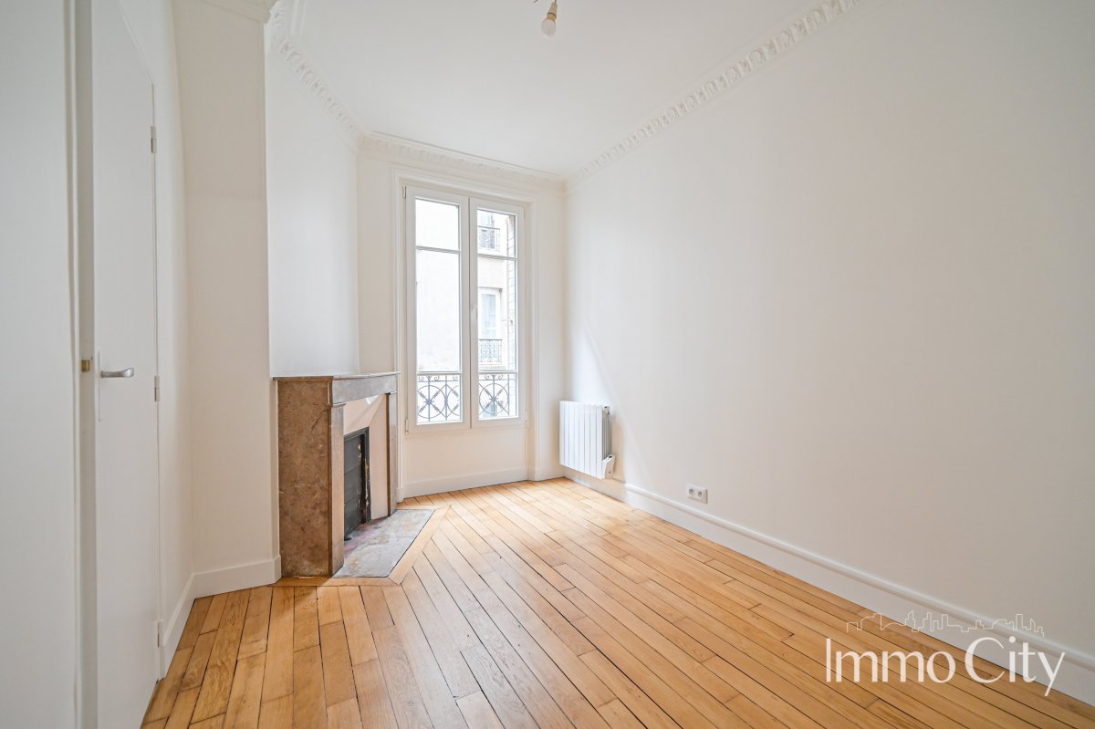 Location Appartement  3 pièces - 47.11m² 75012 Paris