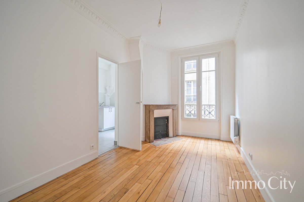Location Appartement  3 pièces - 47.11m² 75012 Paris