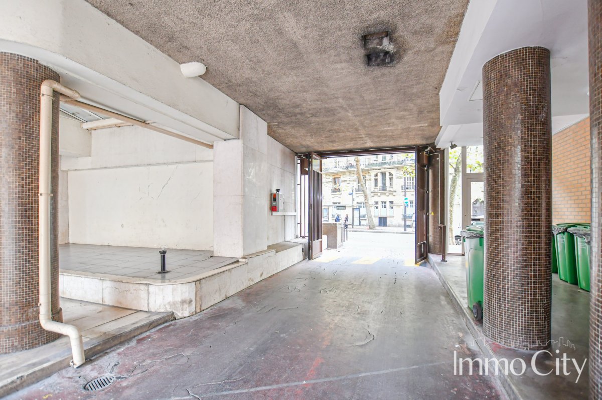 Location Parking  - 24.84m² 75019 Paris