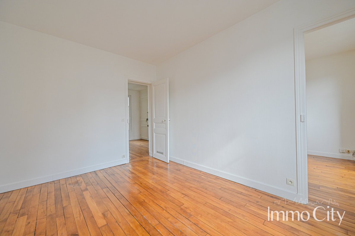 Location Appartement  2 pièces - 40m² 75014 Paris