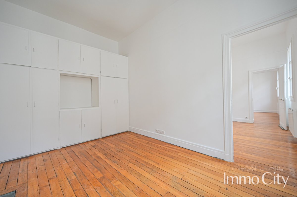 Location Appartement  3 pièces - 61.91m² 75009 Paris