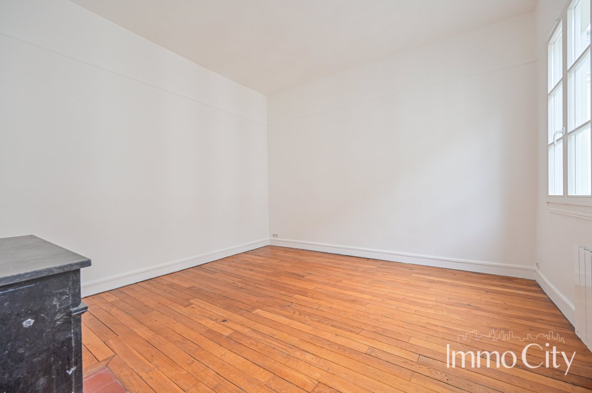 Location Appartement  3 pièces - 61.91m² 75009 Paris