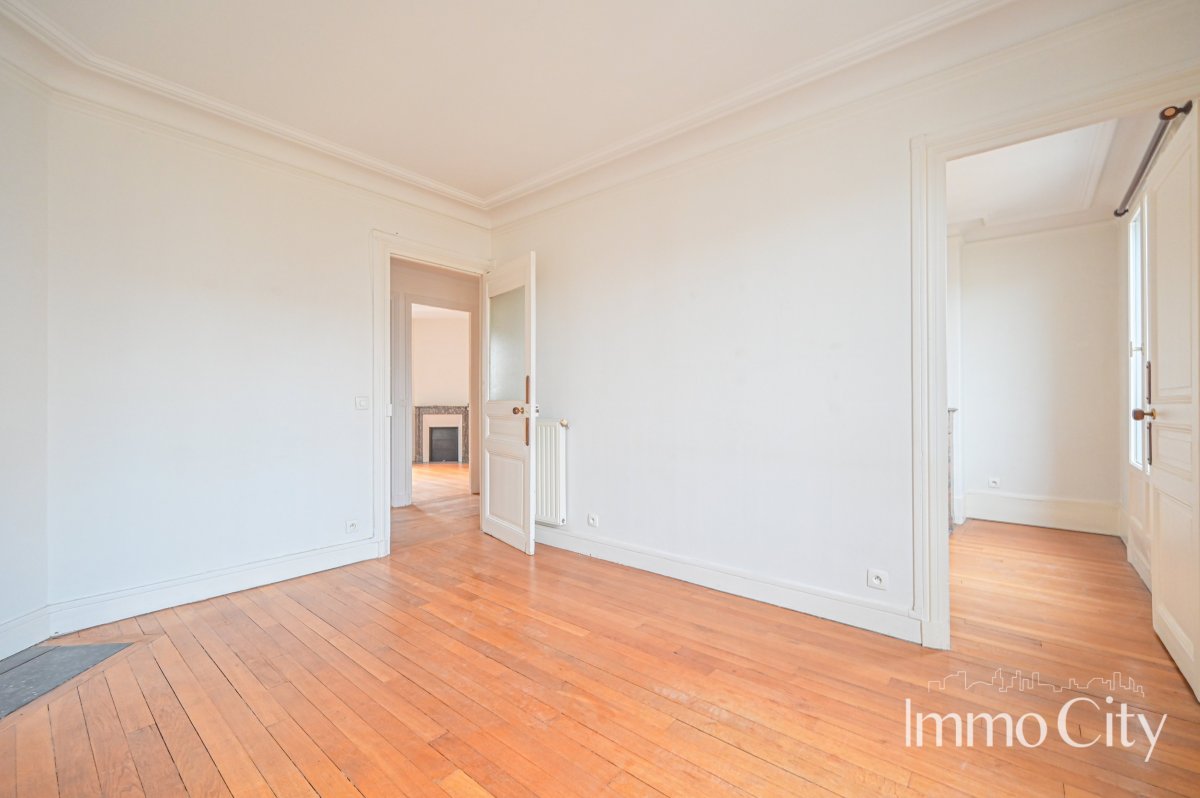 Location Appartement  3 pièces - 52.15m² 75014 Paris