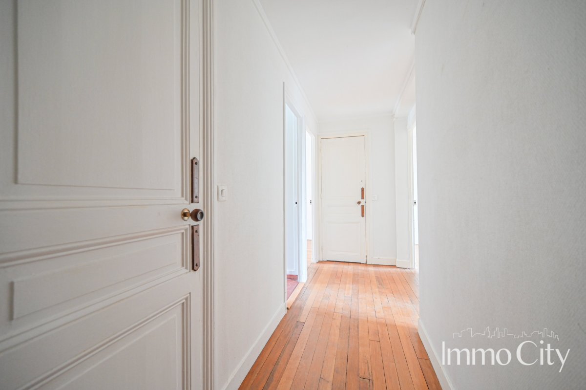 Location Appartement  3 pièces - 52.15m² 75014 Paris