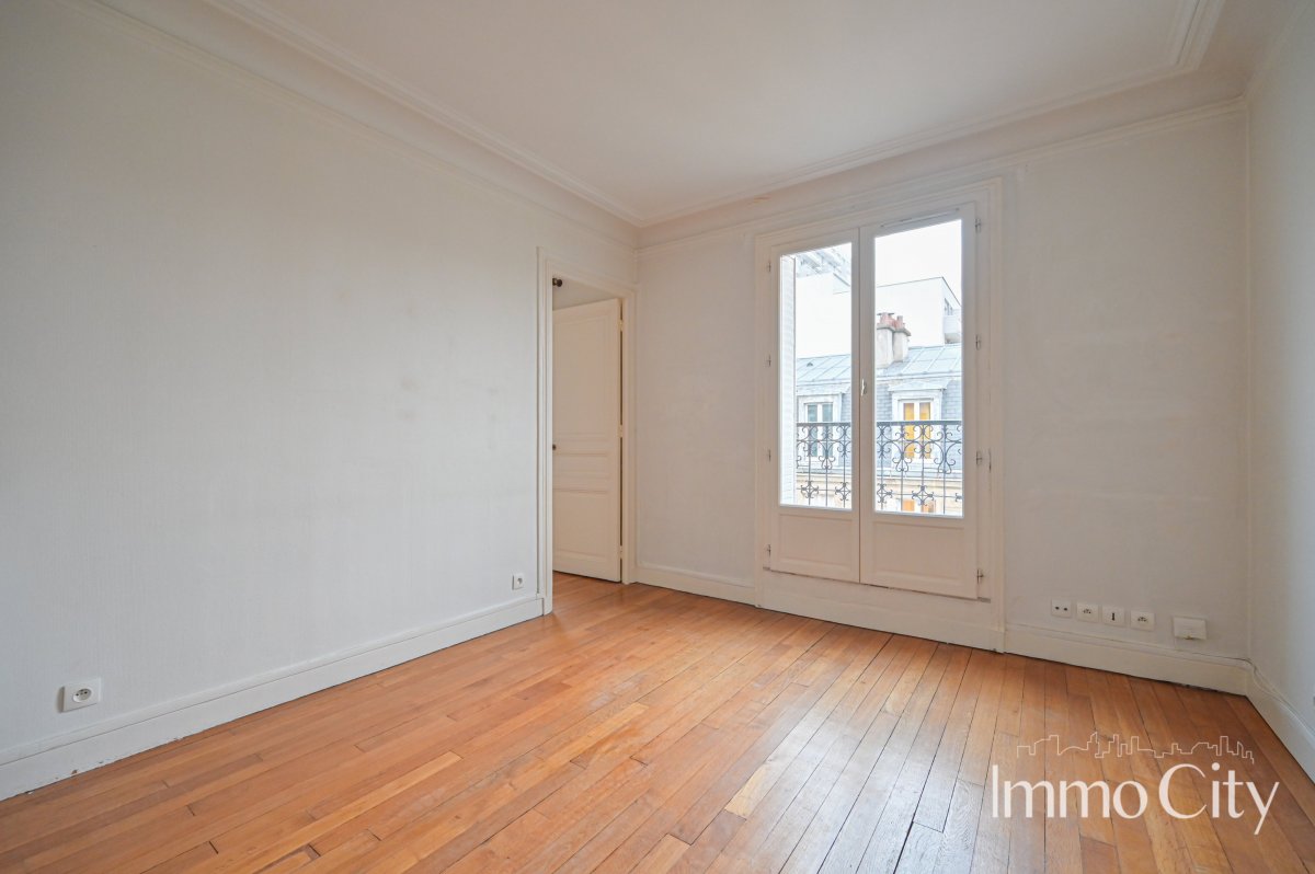 Location Appartement  3 pièces - 52.15m² 75014 Paris