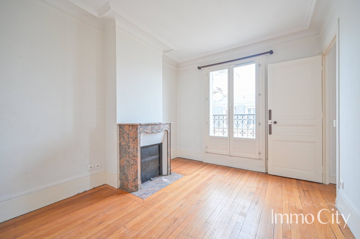 Location Appartement  3 pièces - 52.15m² 75014 Paris