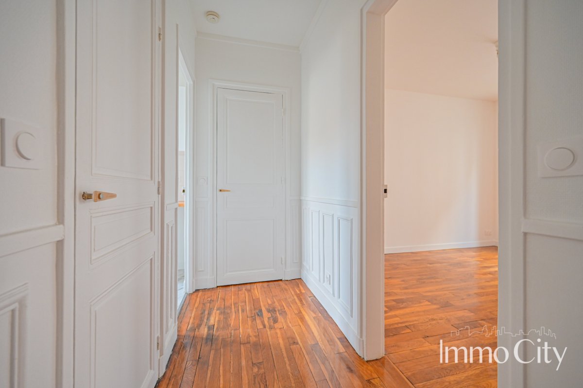 Location Appartement  2 pièces - 35.02m² 75020 Paris