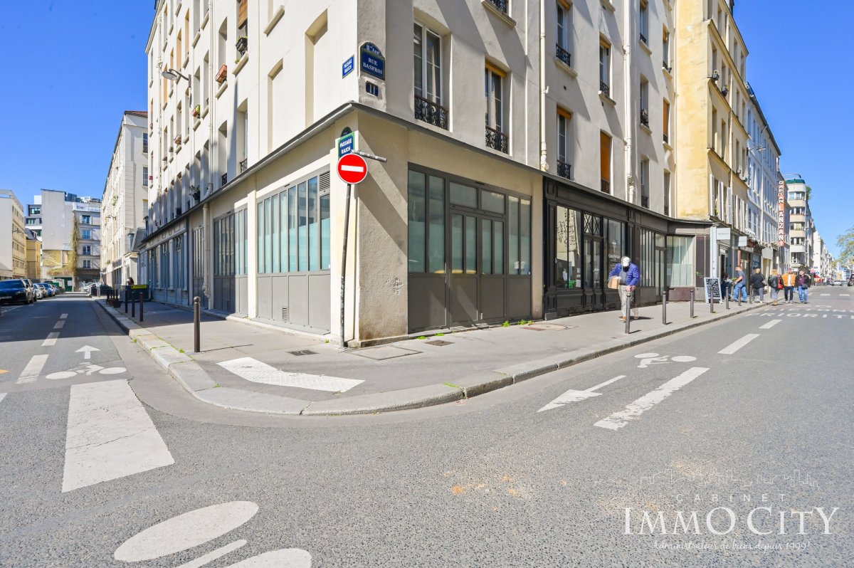 Location Local commercial  4 pièces - 92m² 75011 Paris