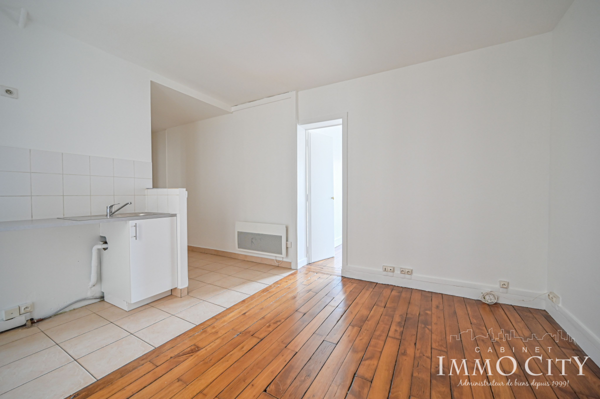Location Appartement  2 pièces - 36.08m² 75017 Paris