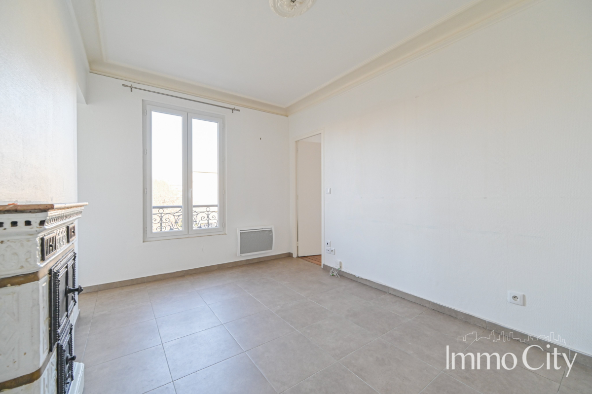 Location Appartement  2 pièces - 31.64m² 75017 Paris