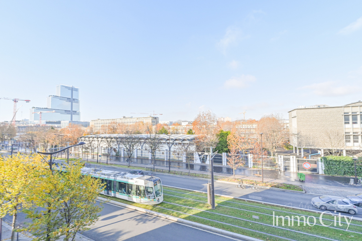 Location Appartement  2 pièces - 31.64m² 75017 Paris