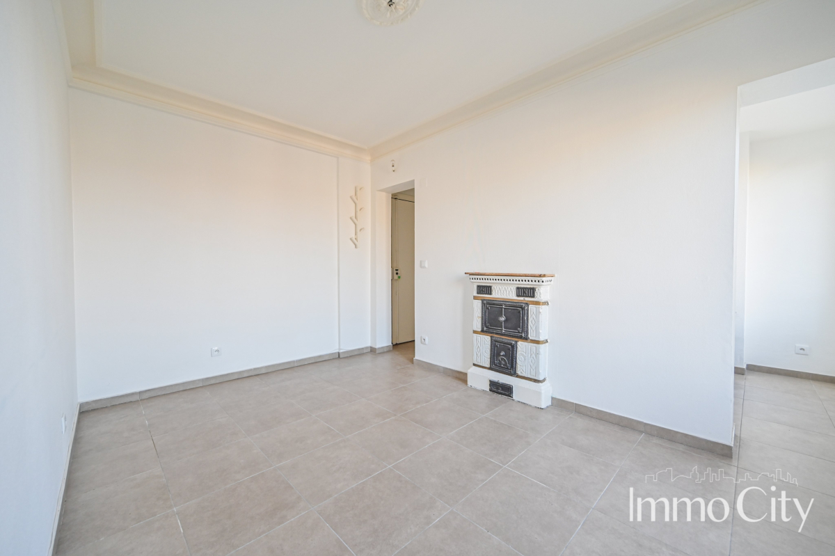 Location Appartement  2 pièces - 31.64m² 75017 Paris