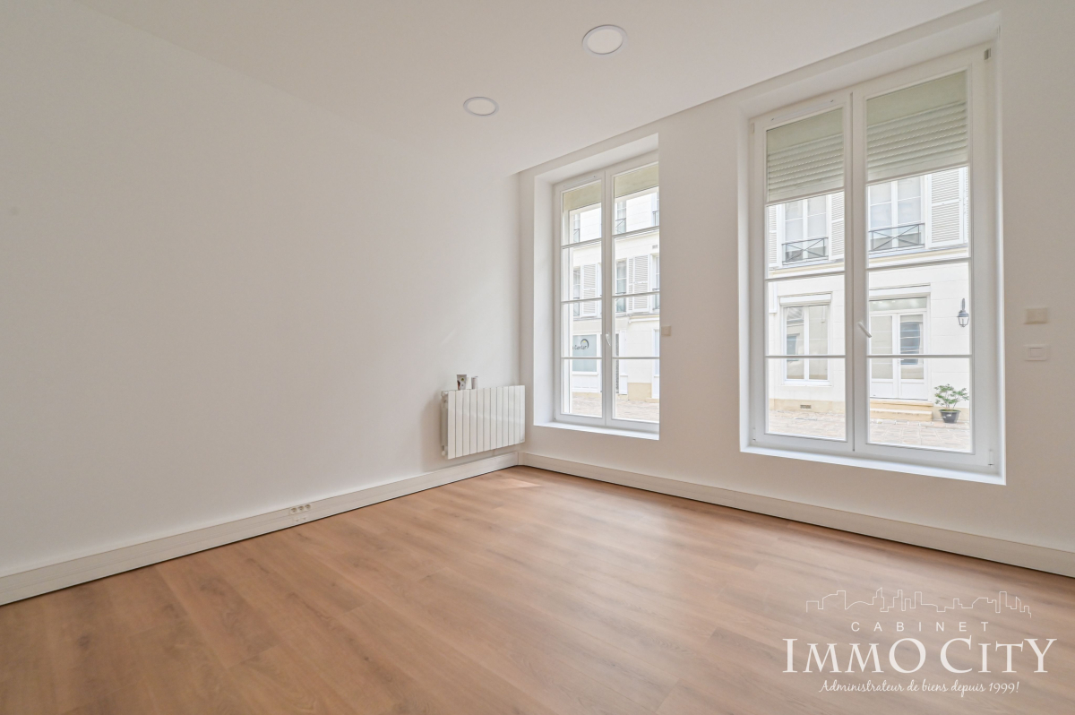 Location Bureau  2 pièces - 54m² 75009 Paris