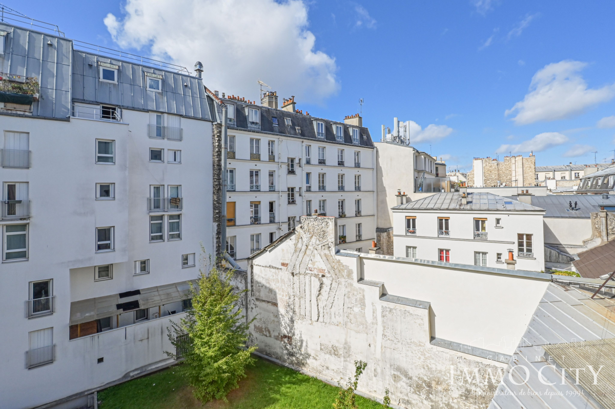 Location Appartement  2 pièces - 52m² 75012 Paris