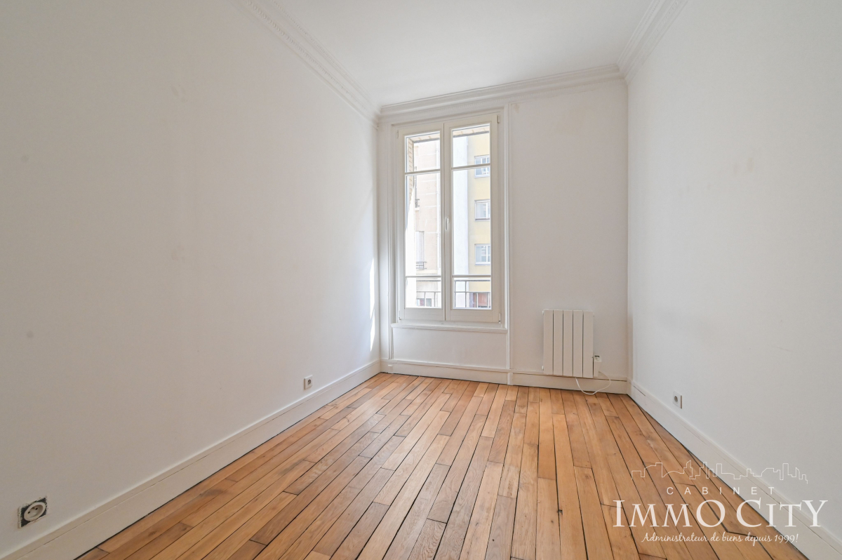 Location Appartement  3 pièces - 44m² 75012 Paris