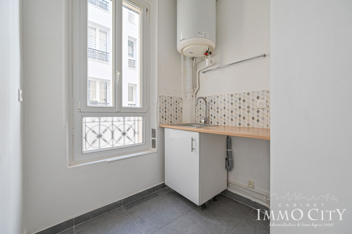 Location Appartement  3 pièces - 44m² 75012 Paris