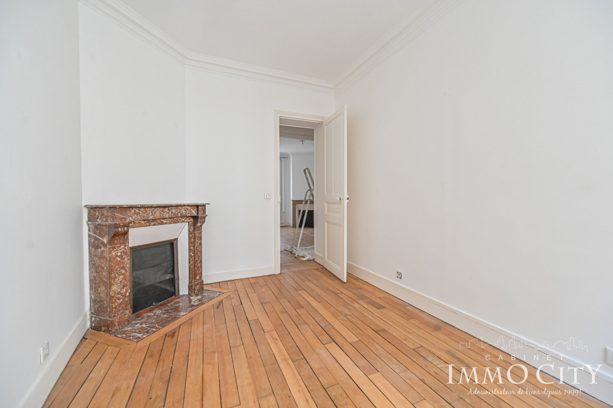 Location Appartement  3 pièces - 44m² 75012 Paris