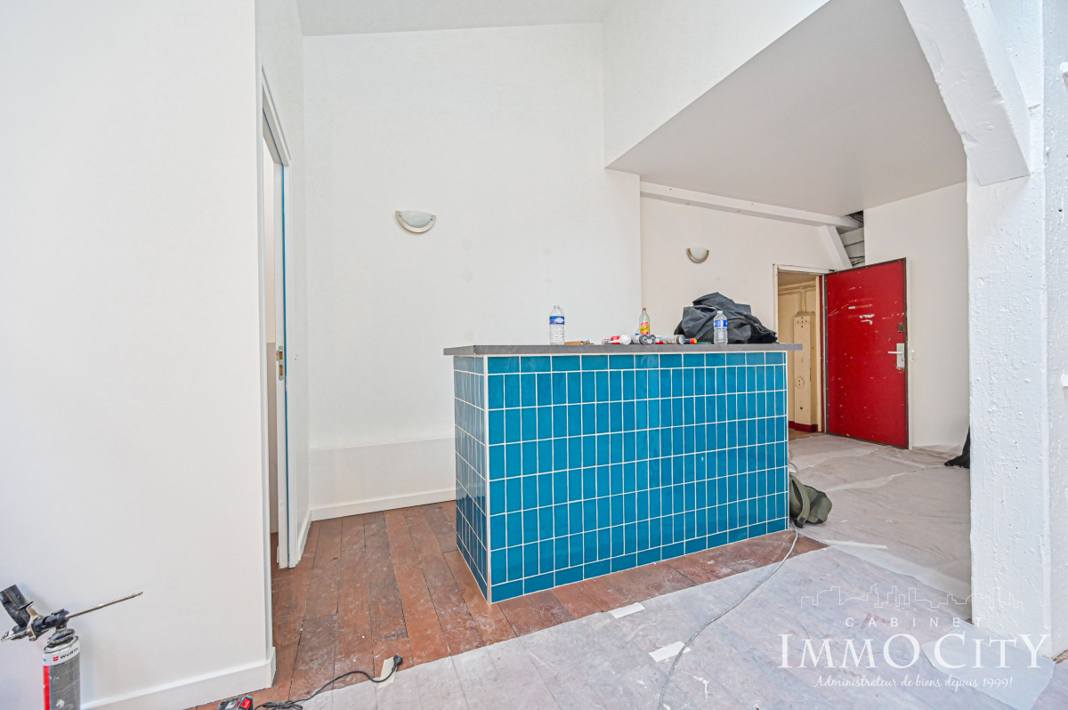 Location Appartement  1 pièce (studio) - 85m² 75011 Paris