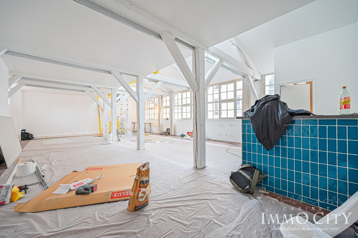 Location Appartement  1 pièce (studio) - 85m² 75011 Paris