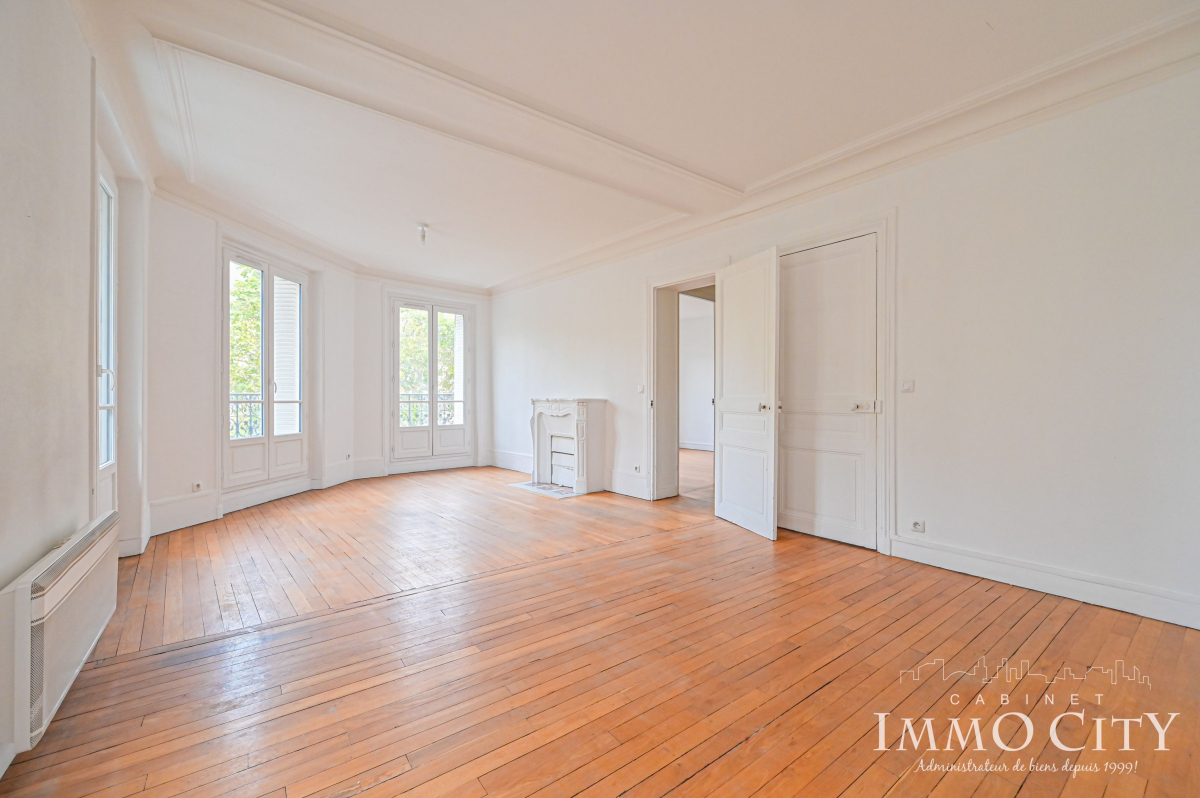 Location Appartement  3 pièces - 76m² 75014 Paris