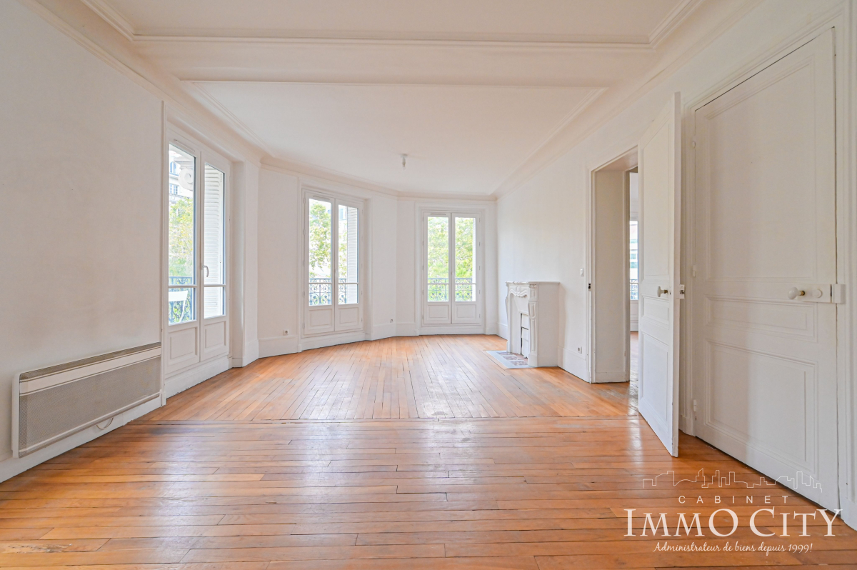 Location Appartement  3 pièces - 76m² 75014 Paris