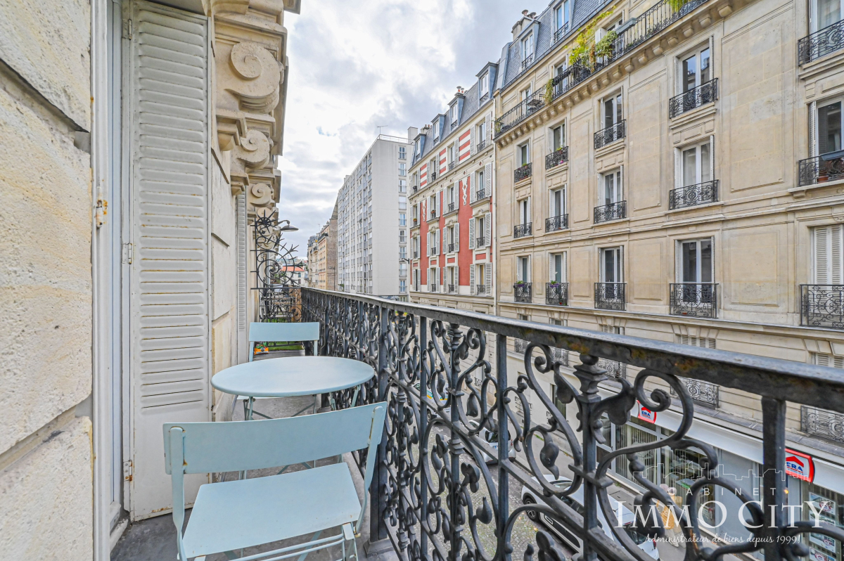 Location Appartement  3 pièces - 76m² 75014 Paris