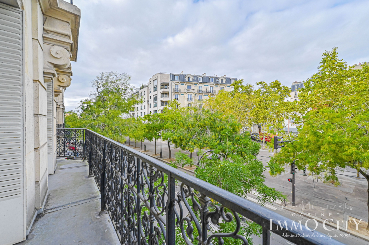Location Appartement  3 pièces - 76m² 75014 Paris
