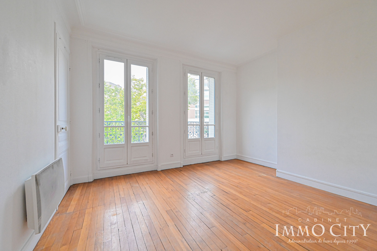 Location Appartement  3 pièces - 76m² 75014 Paris