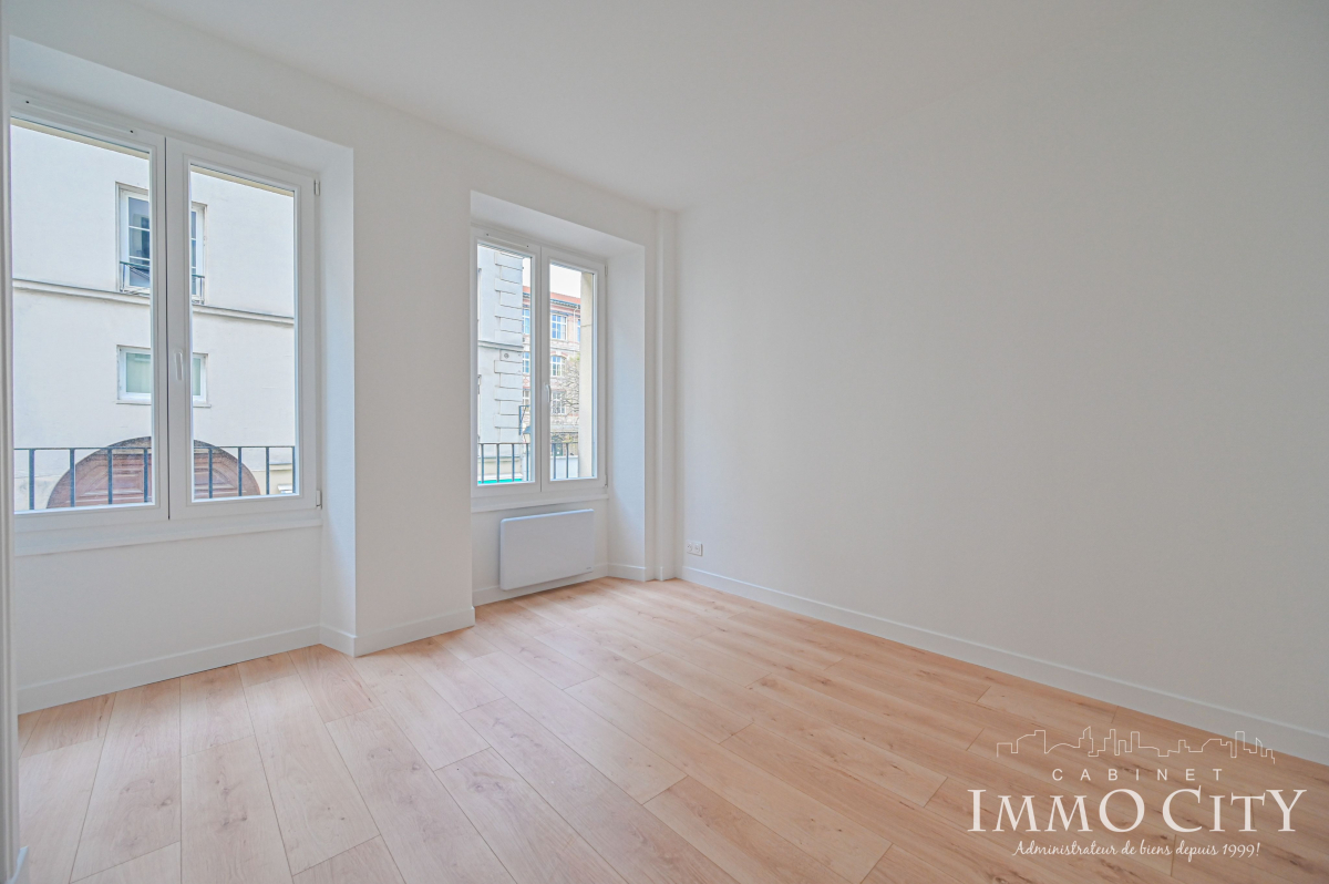 Location Appartement  1 pièce (studio) - 18m² 75012 Paris