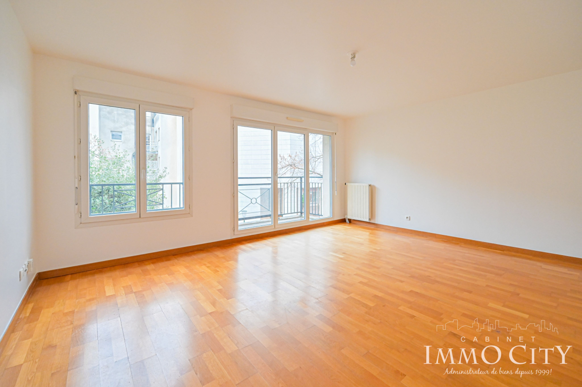 Location Appartement  4 pièces - 79m² 92250 La Garenne-colombes