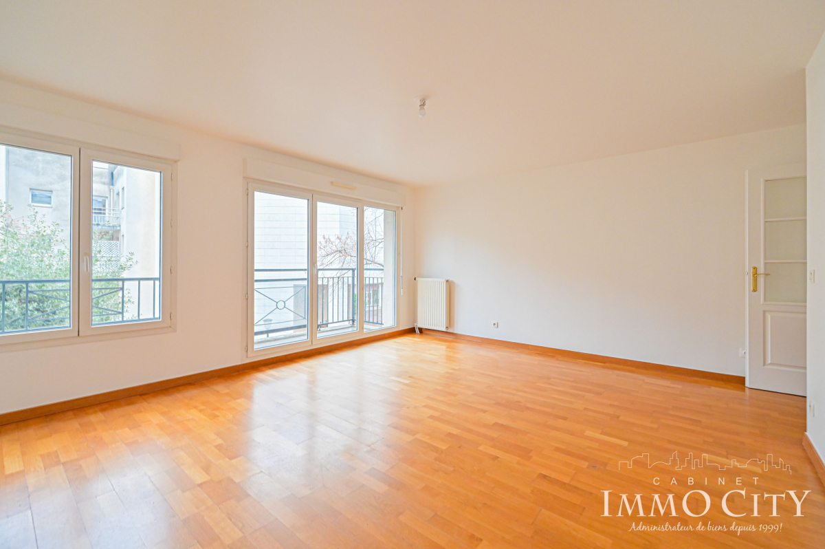 Location Appartement  4 pièces - 79m² 92250 La Garenne-colombes
