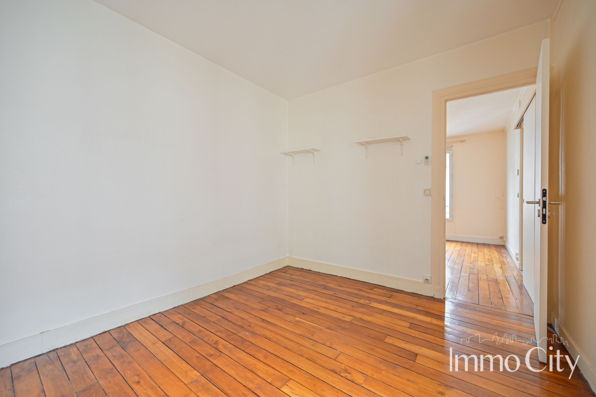 Location Appartement  2 pièces - 29m² 75017 Paris